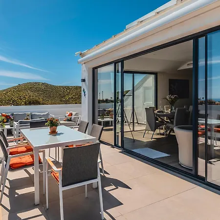 Luxury Penthouse Pedro - The View アパート